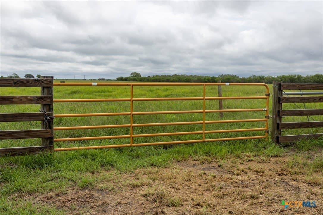 17.34 acres in Goliad County - photo 6