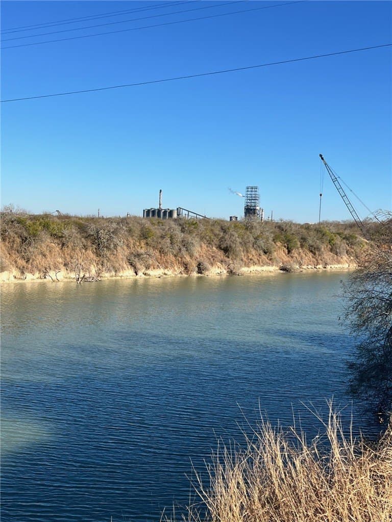39.66 acres in Calhoun County - photo 11