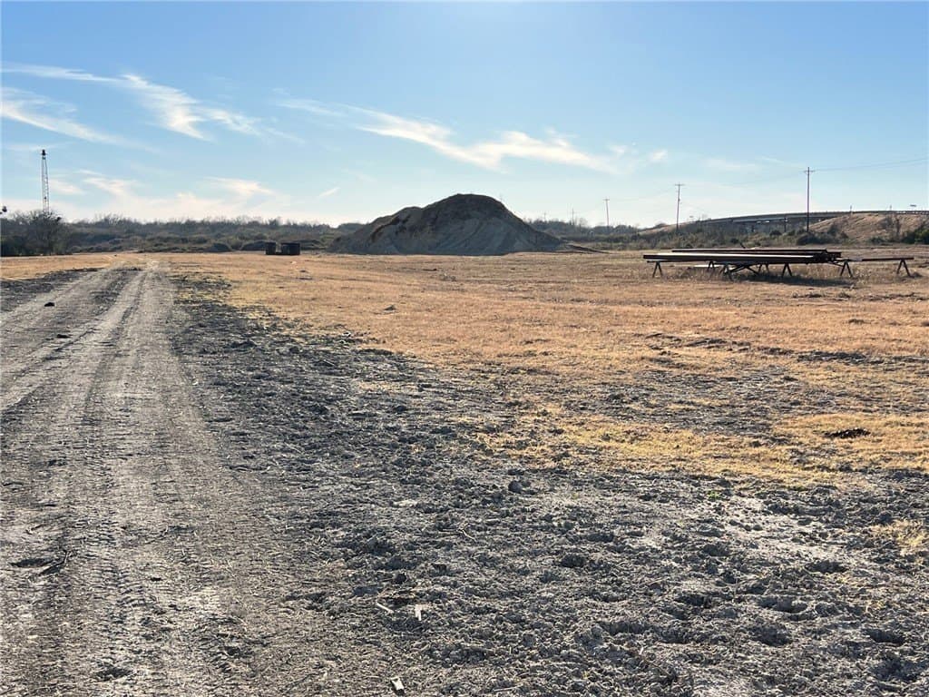 39.66 acres in Calhoun County - photo 21