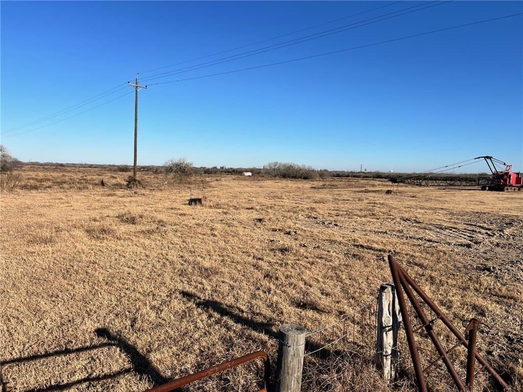 39.66 acres in Calhoun County - photo 16