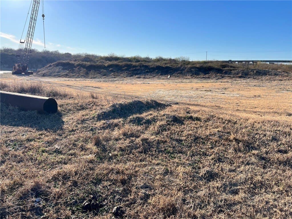 39.66 acres in Calhoun County - photo 18