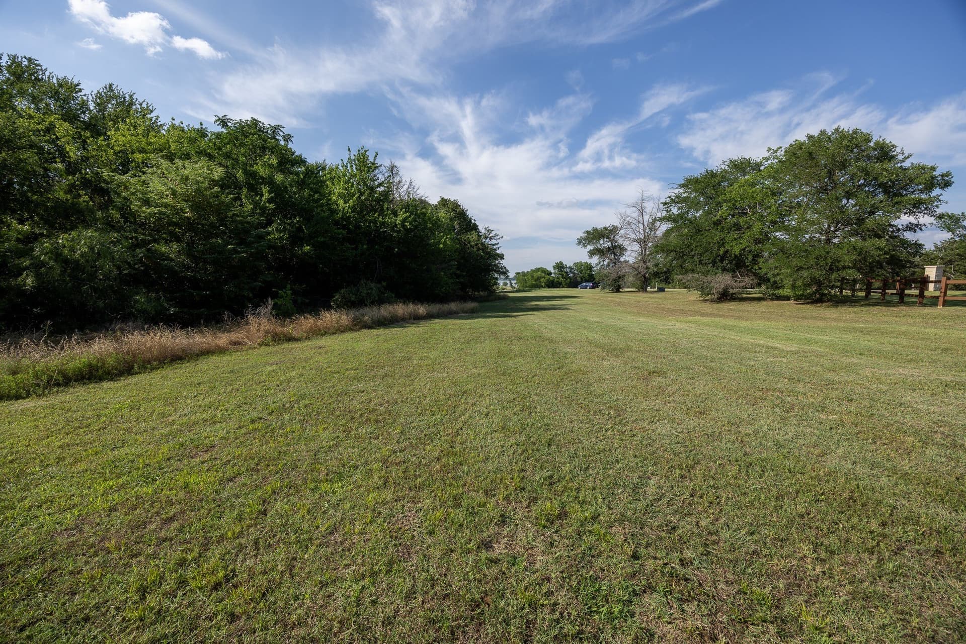1.39 acres in Navarro County - photo 10