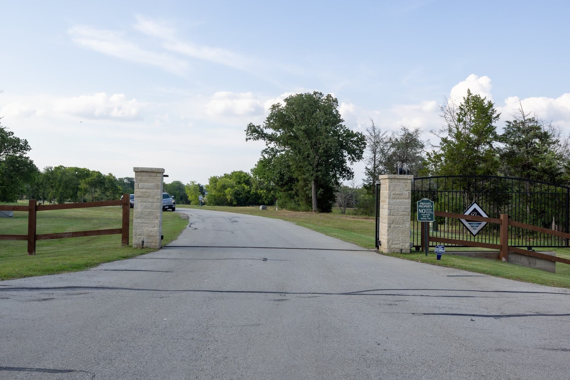 1.39 acres in Navarro County gallery image 4