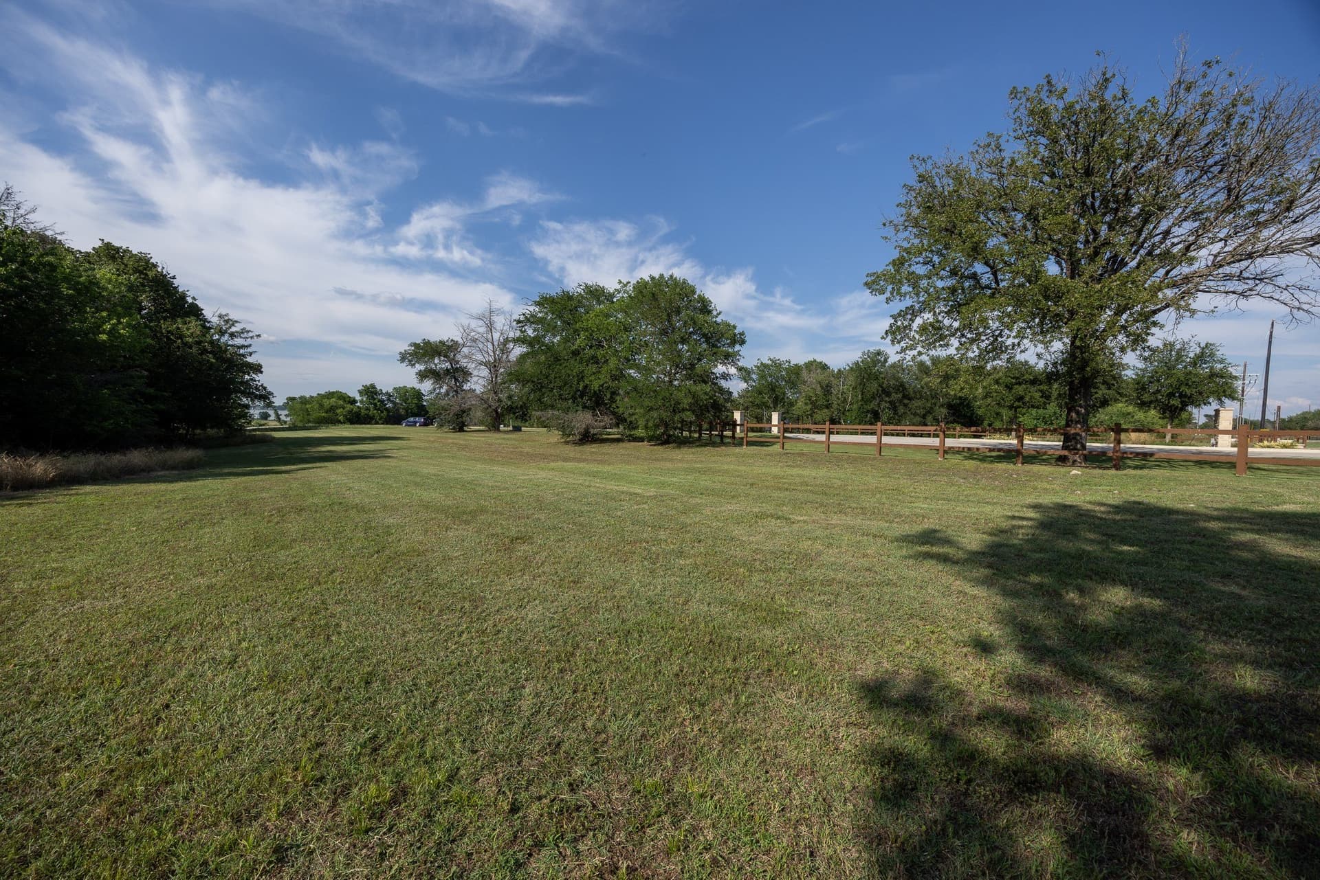 1.39 acres in Navarro County - photo 8