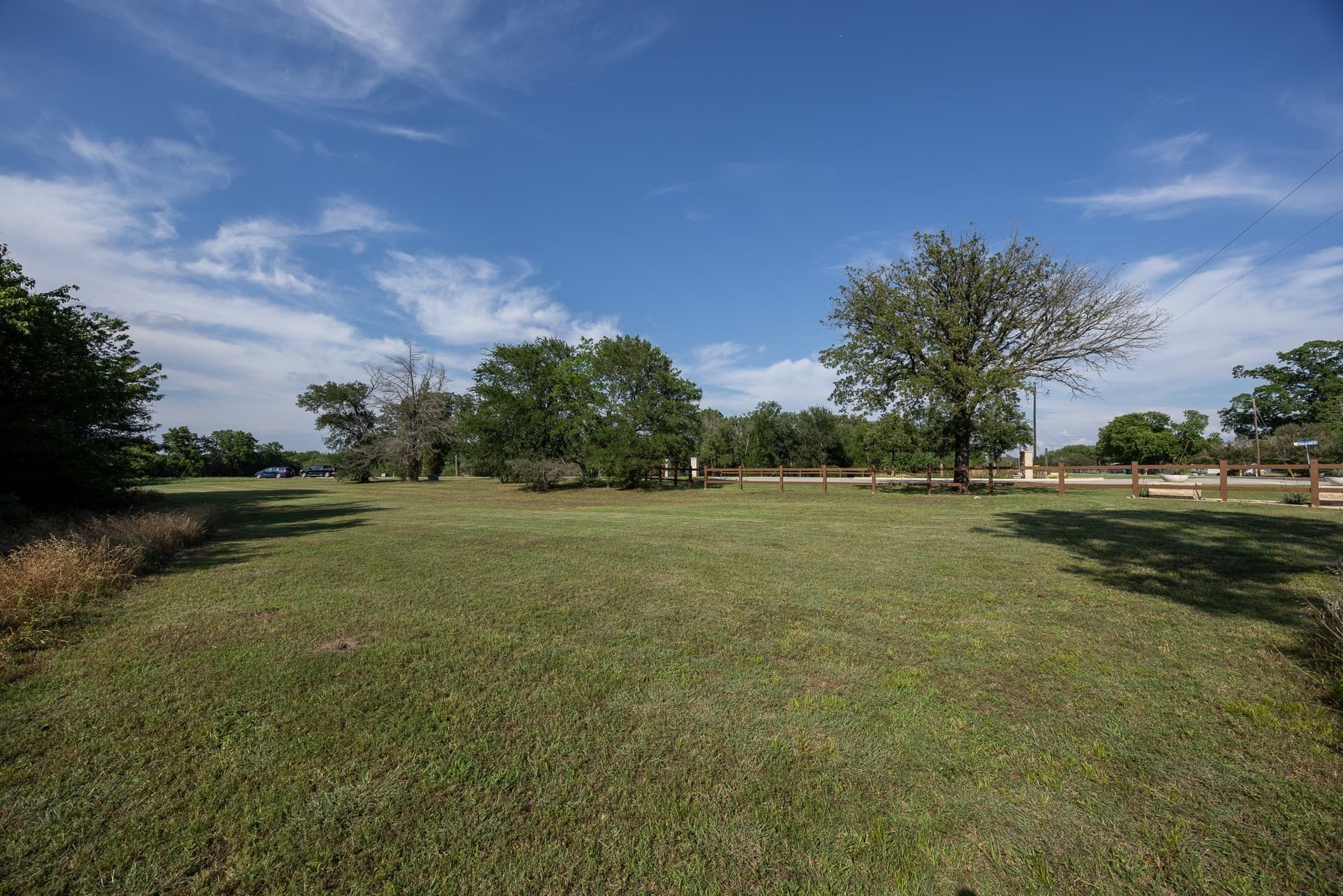 1.39 acres in Navarro County - photo 11