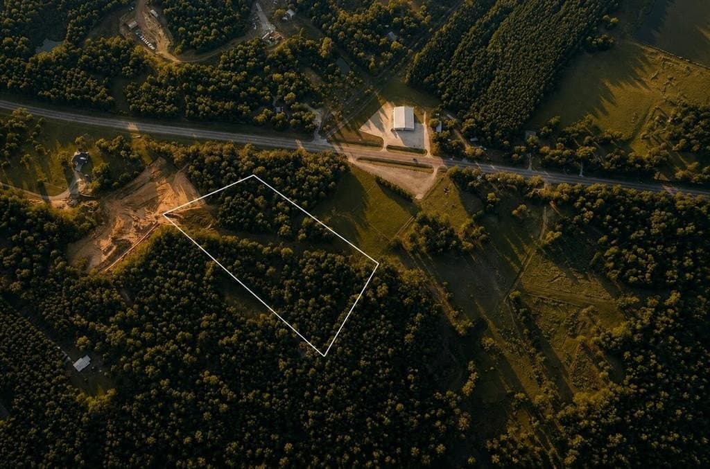 11.73 acres in Shelby County gallery image 3
