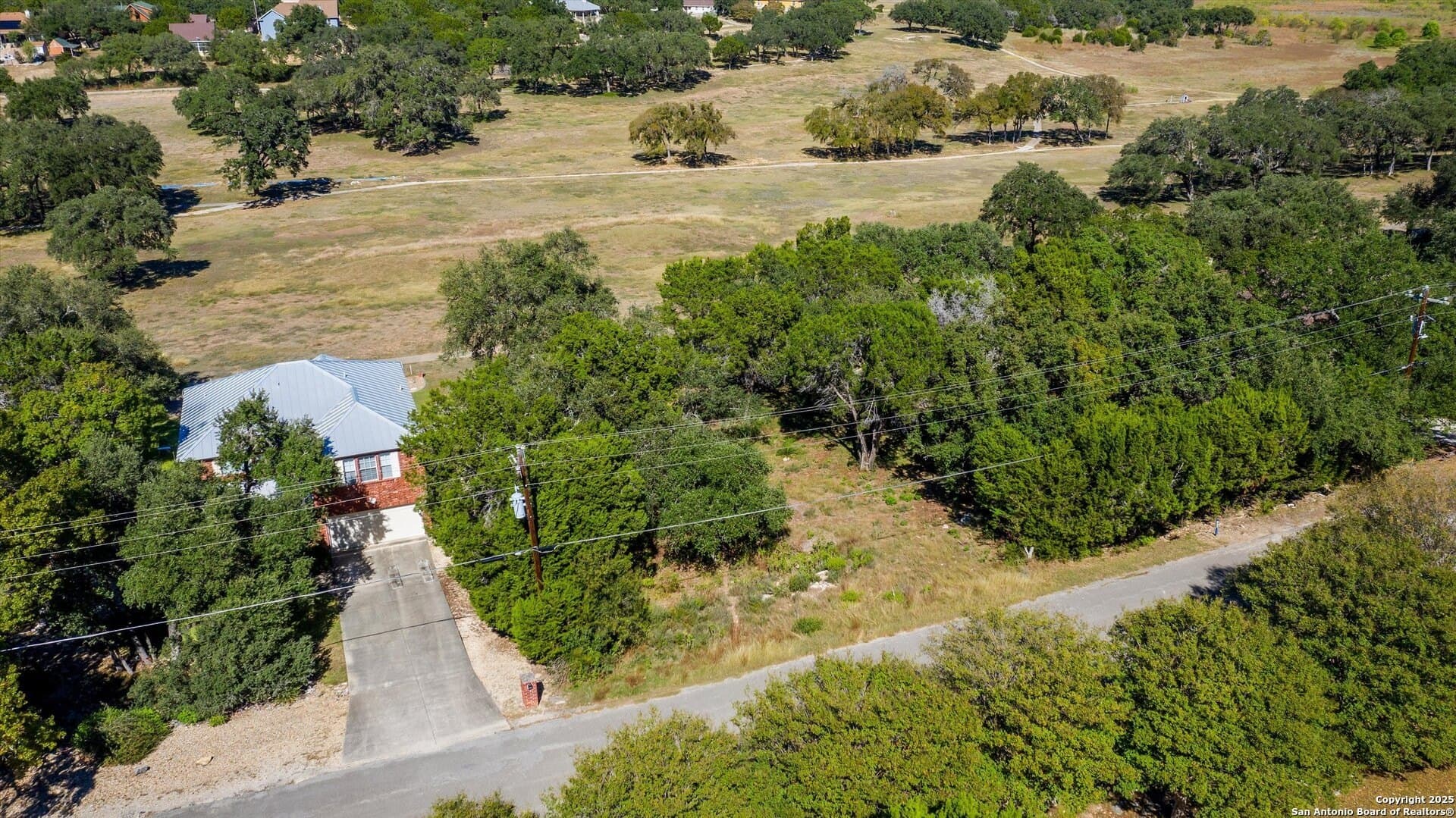 0.29 acres in Comal County - photo 5