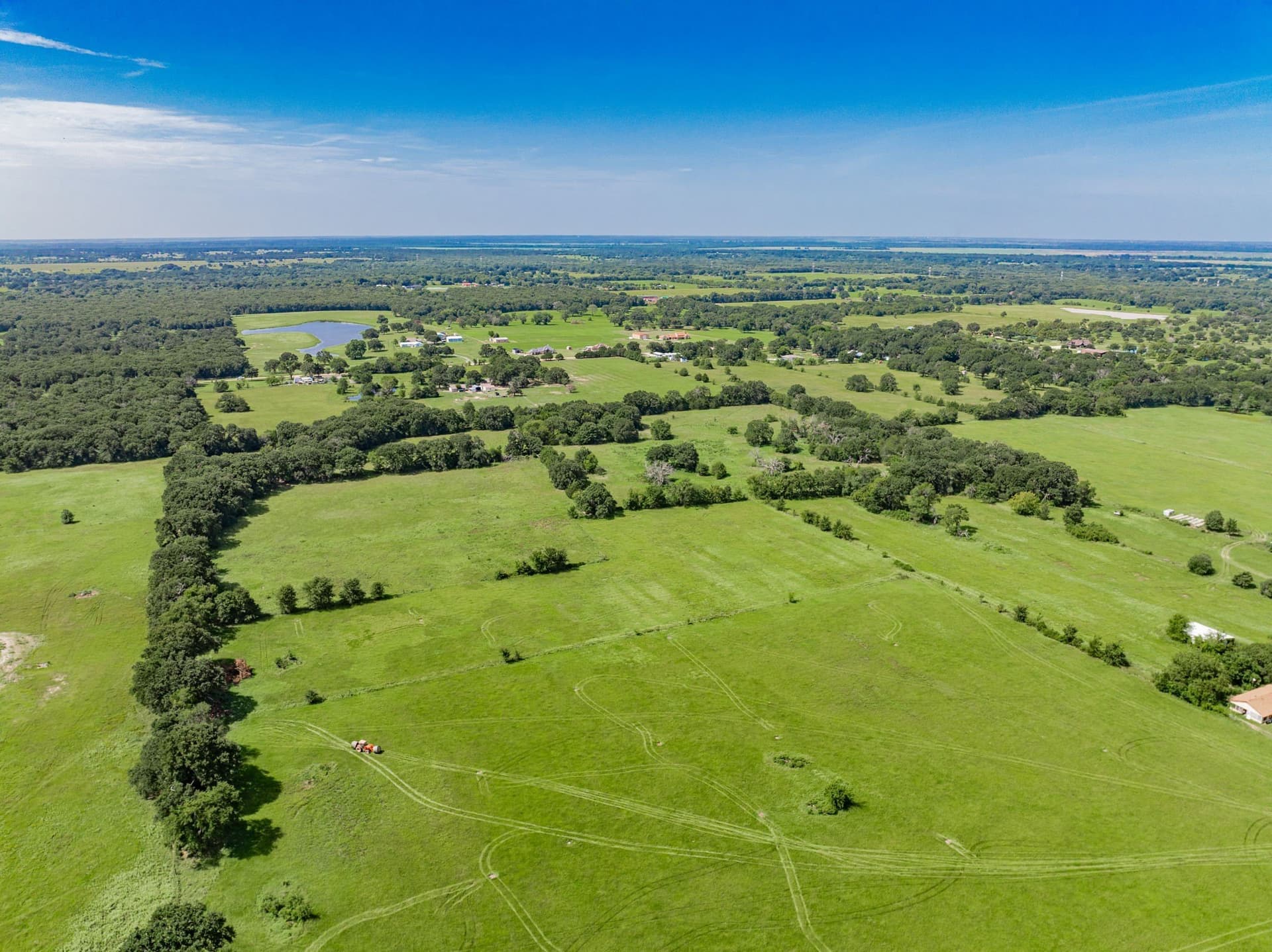 10.01 acres in Kaufman County gallery image 4