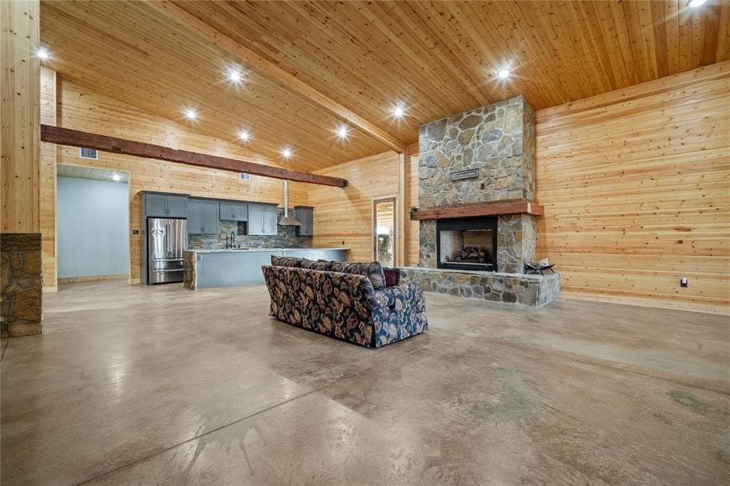 43.9 acres in Hopkins County featured view