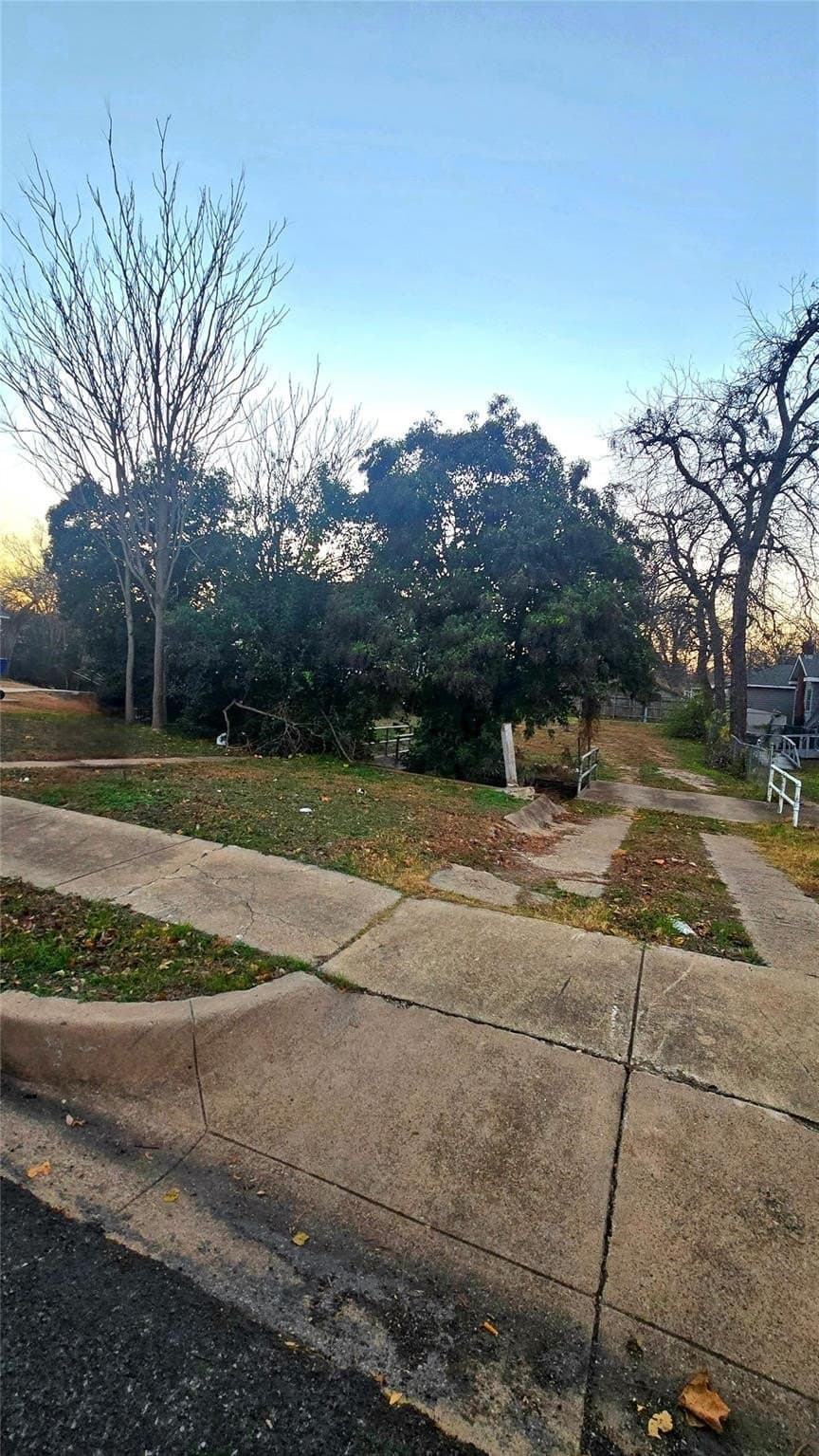 0.17 acres in Dallas County gallery image 3