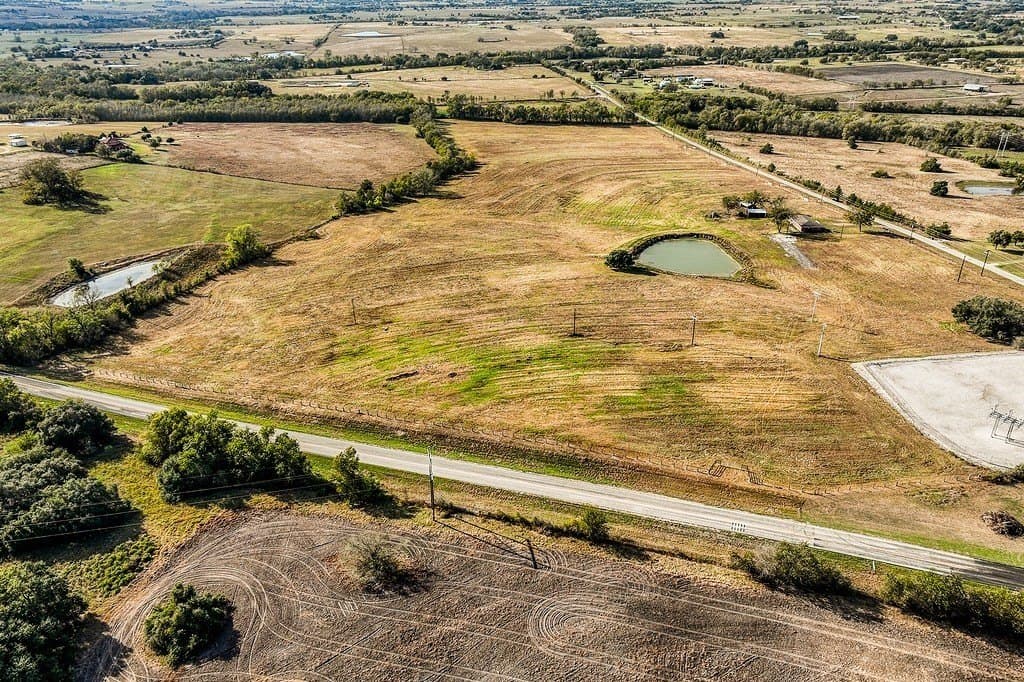 10.61 acres in Washington County gallery image 4