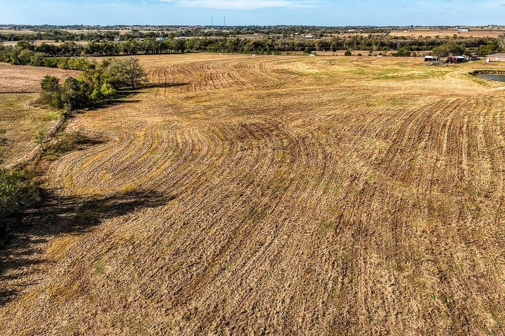 10.61 acres in Washington County gallery image 2