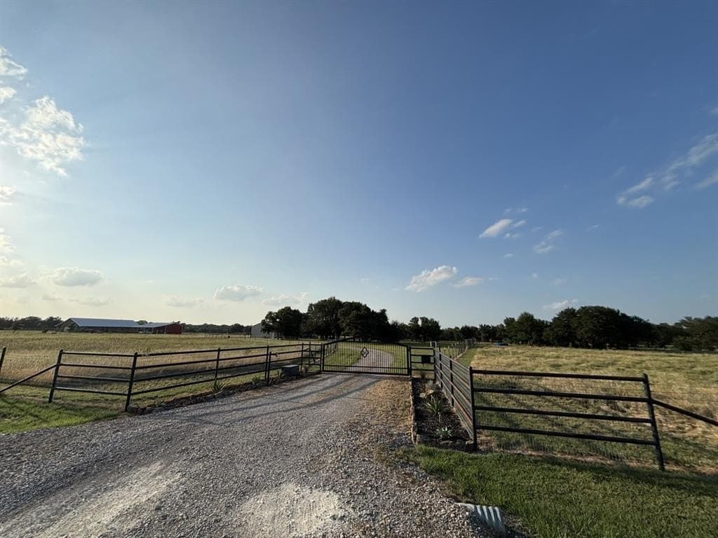 10 acres in Parker County