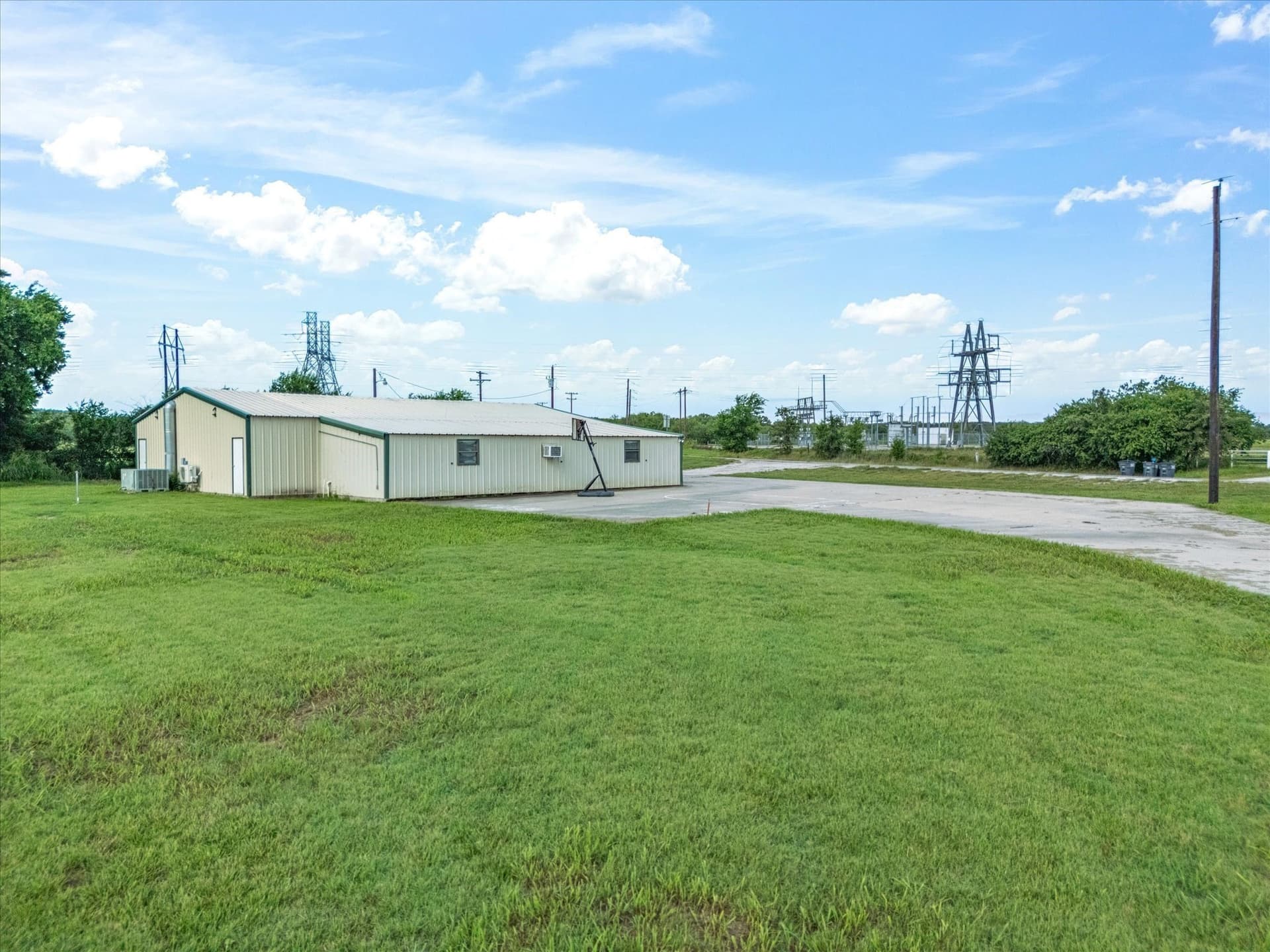 2 acres in Montague County - photo 6
