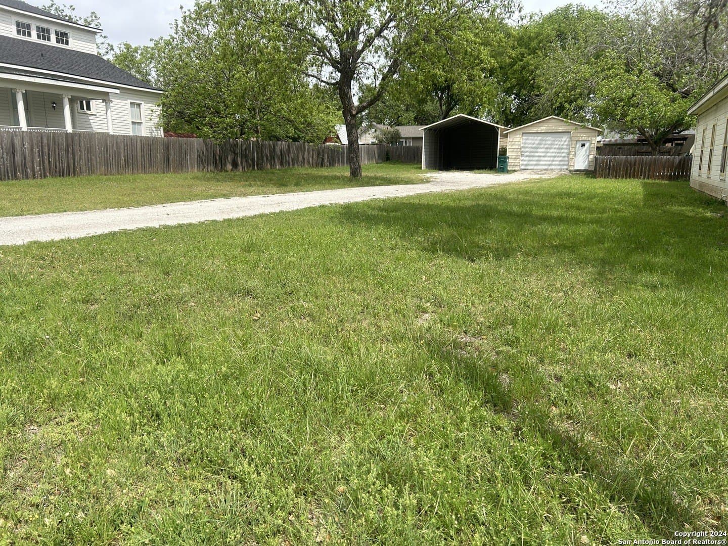 0.26 acres in Kendall County