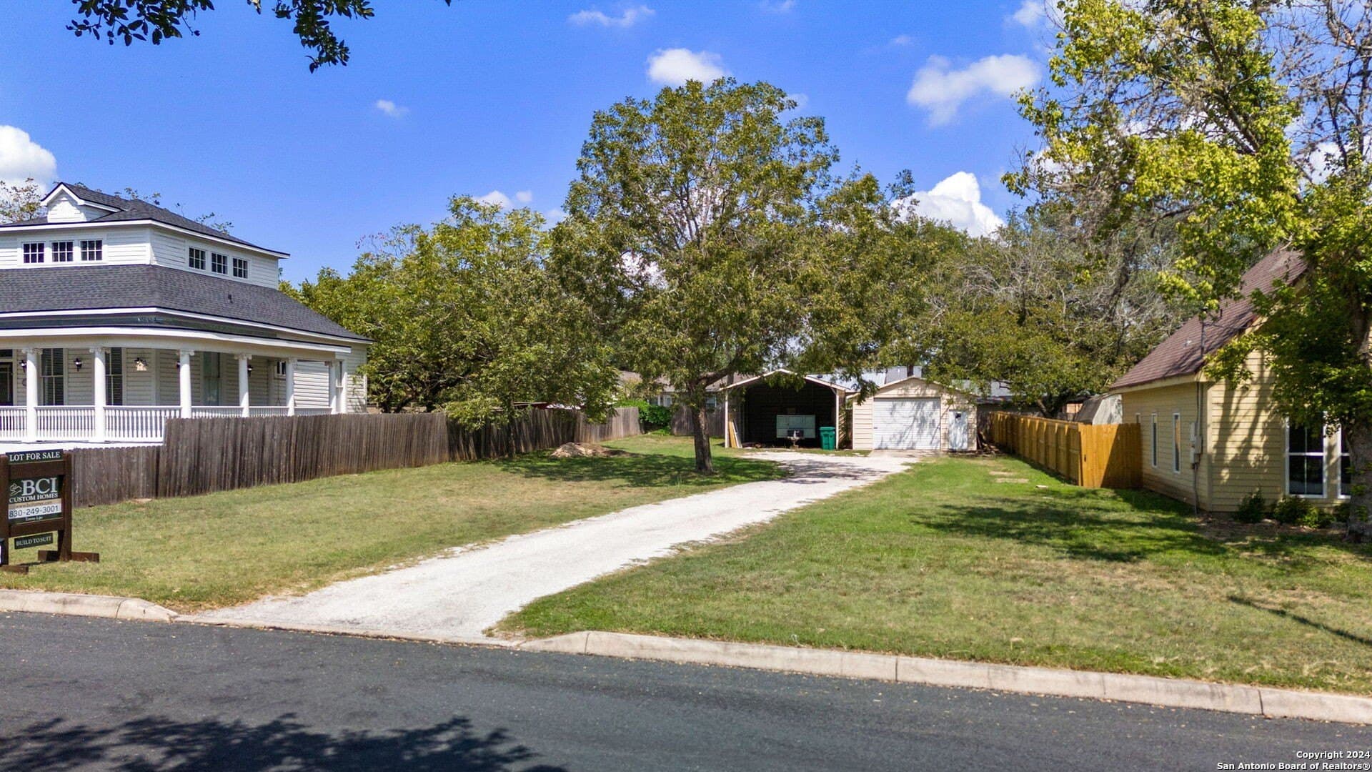 0.26 acres in Kendall County gallery image 3