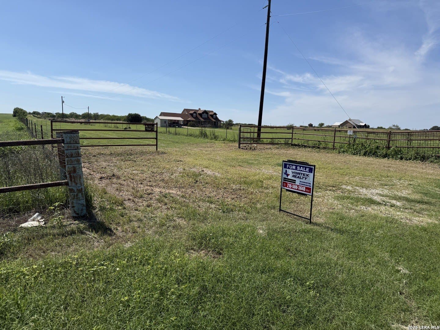 38.69 acres in Frio County gallery image 3