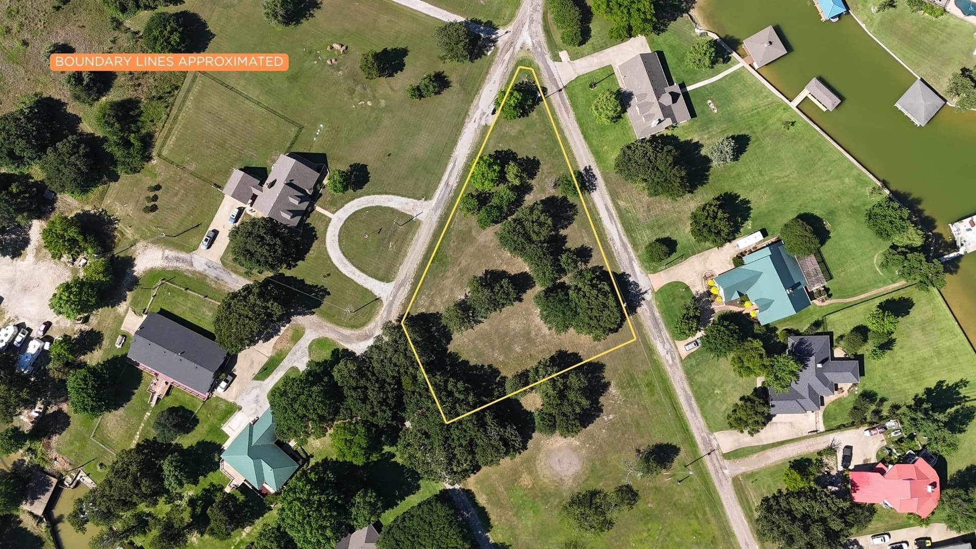 0.58 acres in Navarro County - photo 19