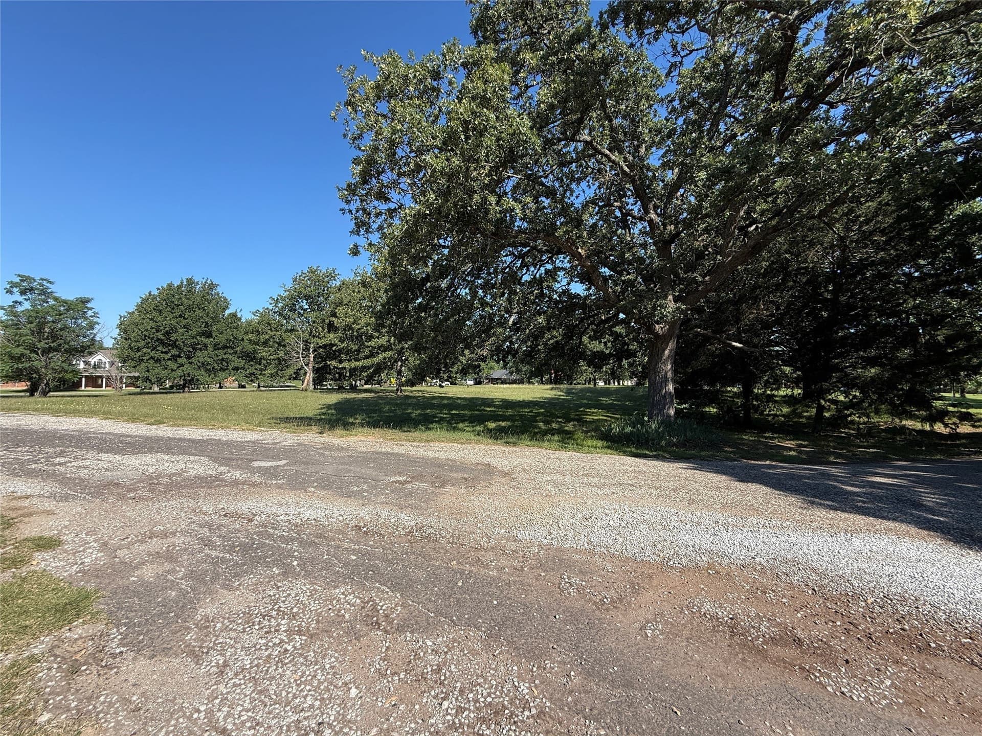0.58 acres in Navarro County - photo 8