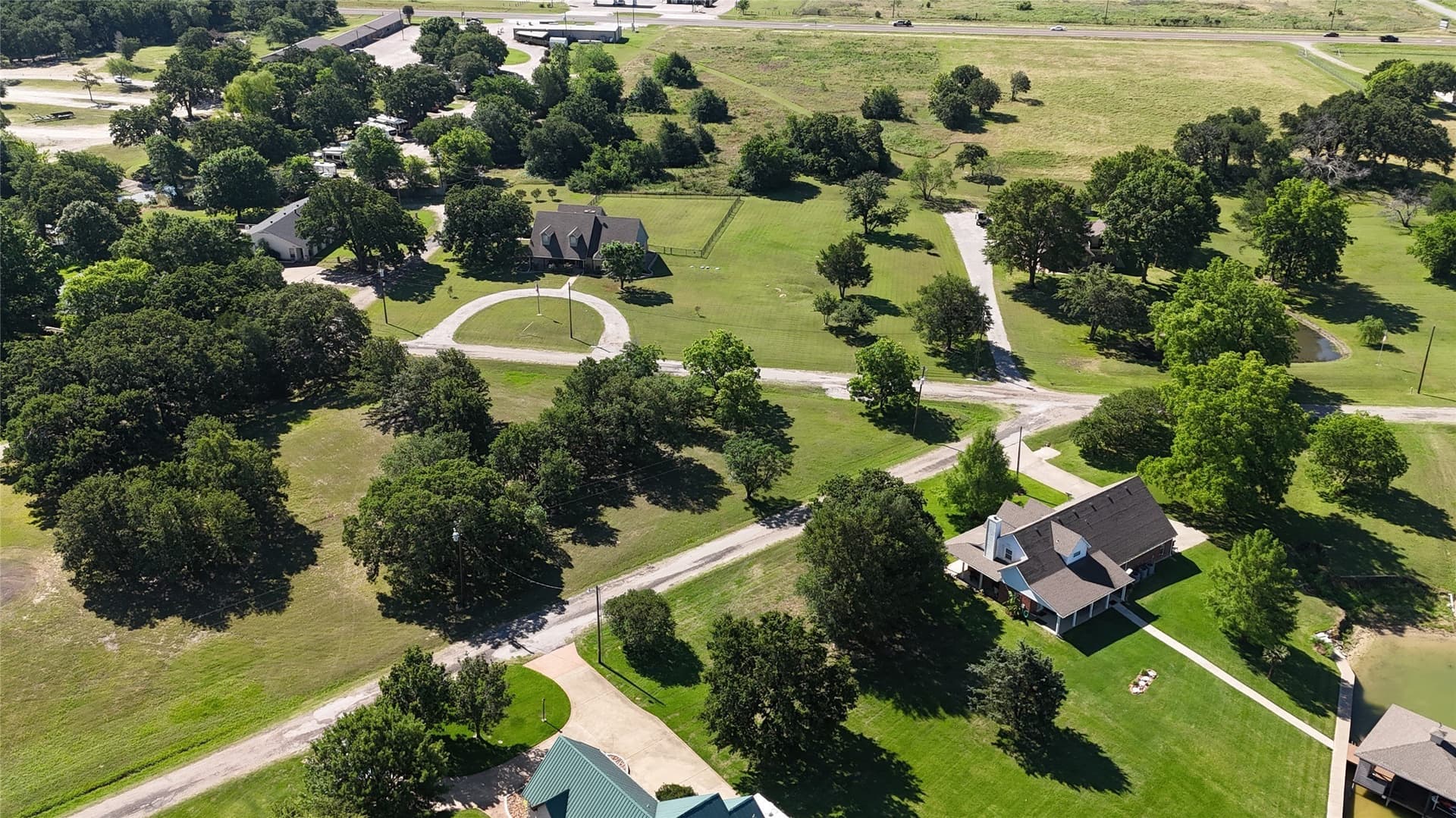 0.58 acres in Navarro County - photo 25