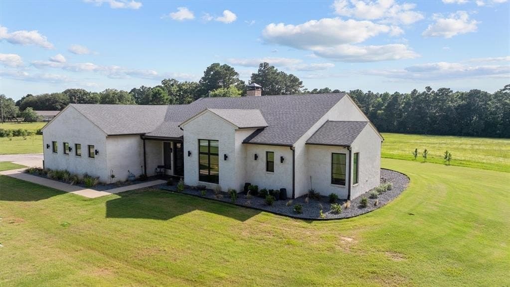 10 acres in Smith County gallery image 4