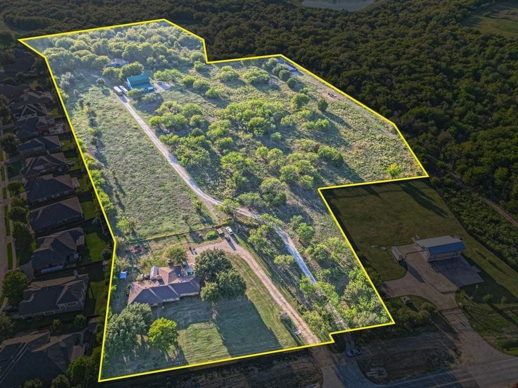 17.49 acres in Tarrant County