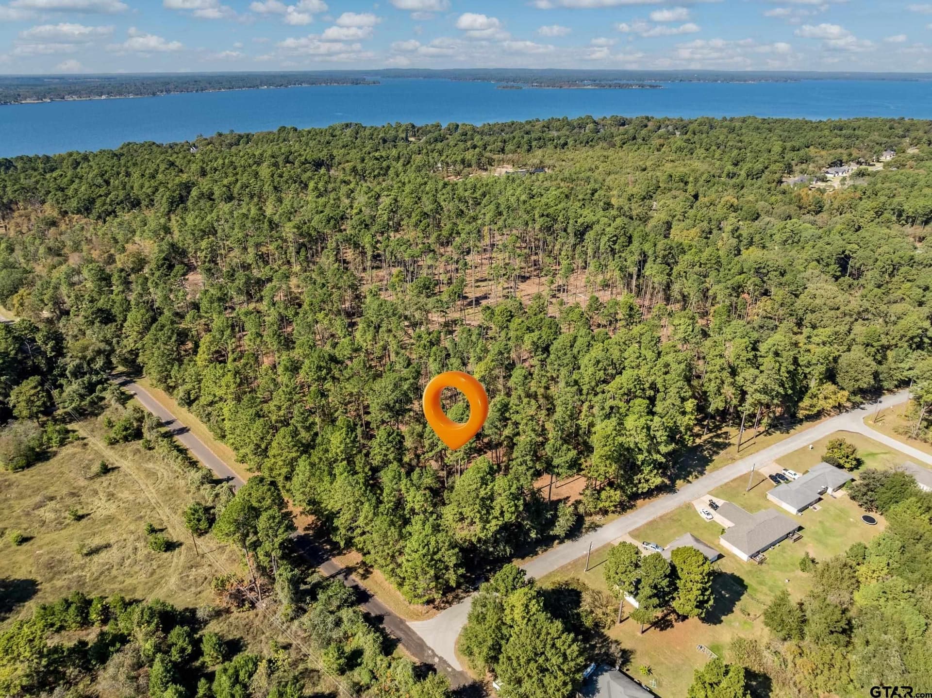 1.28 acres in Smith County