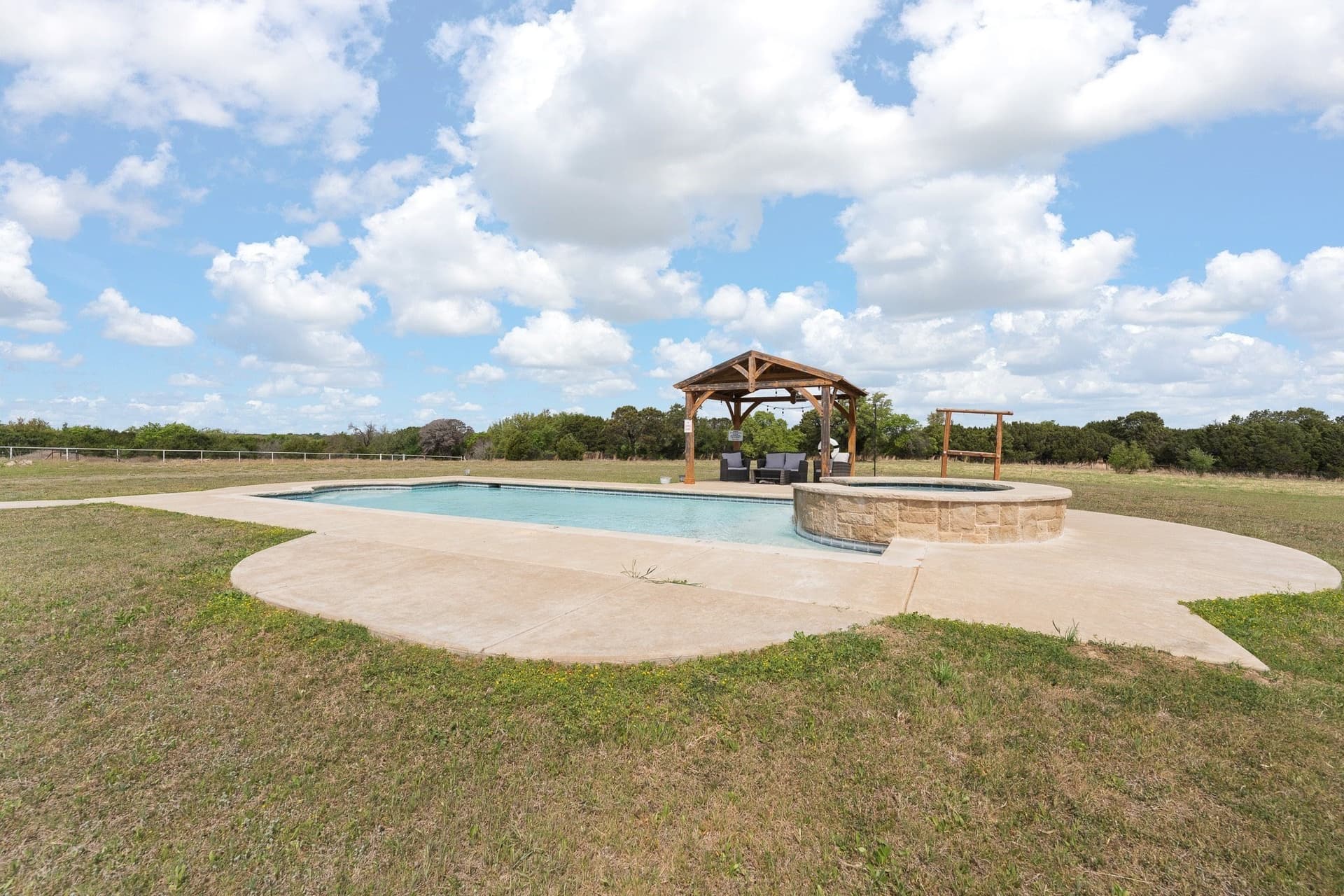 17 acres in Bosque County - photo 16