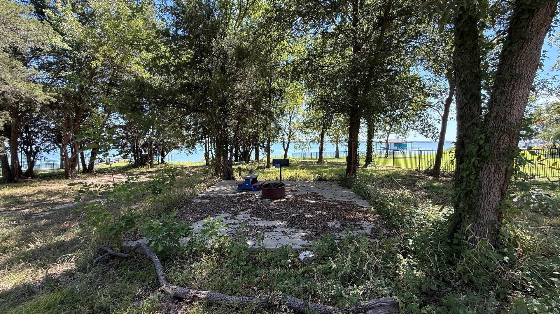 0.81 acres in Navarro County - photo 26