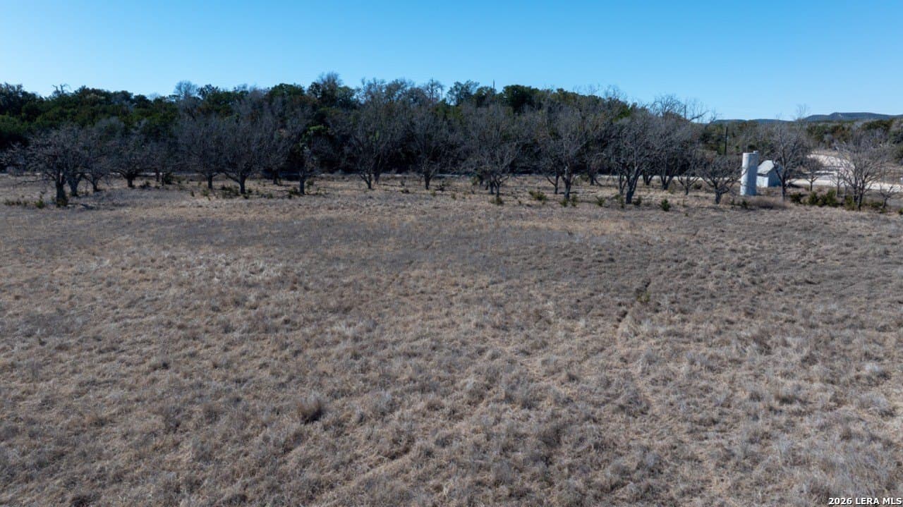 22.24 acres in Bandera County - photo 9