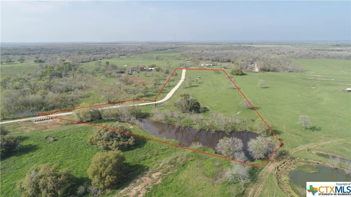 10.01 acres in Gonzales County gallery image 2