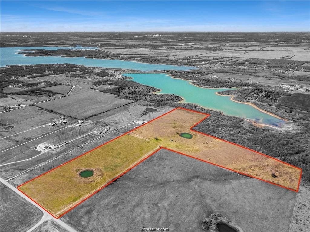 47.23 acres in Texas County