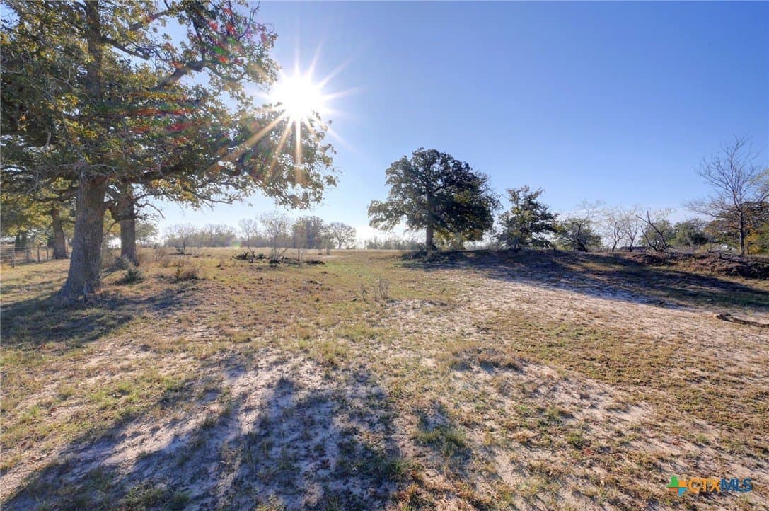28 acres in Gonzales County - photo 16