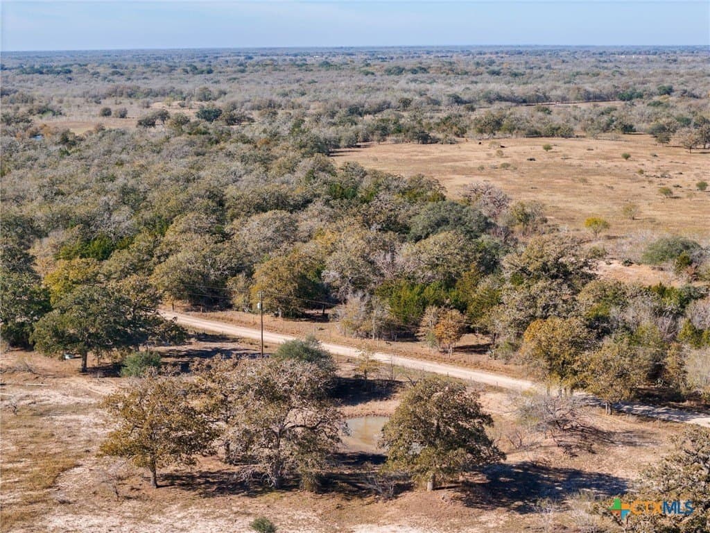 28 acres in Gonzales County - photo 43