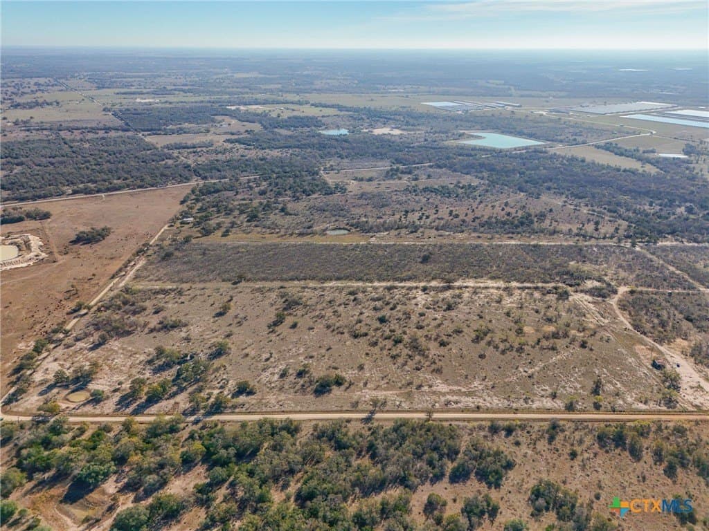 28 acres in Gonzales County - photo 33