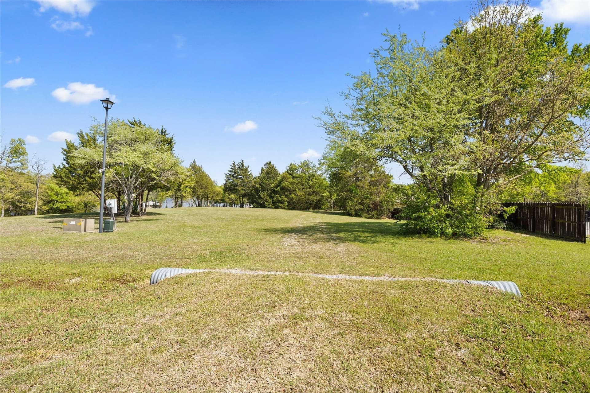0.82 acres in Hunt County - photo 31