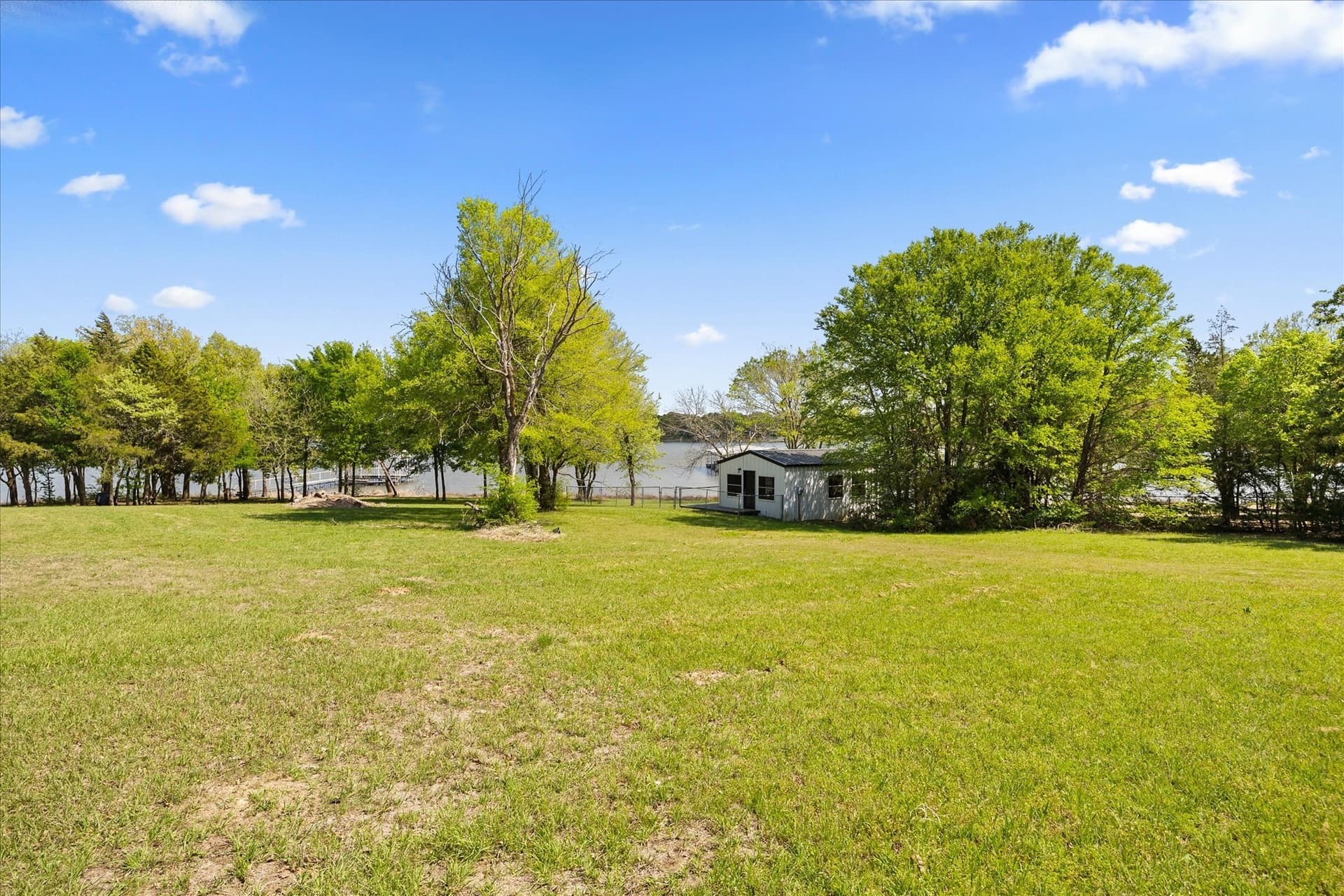 0.82 acres in Hunt County - photo 29