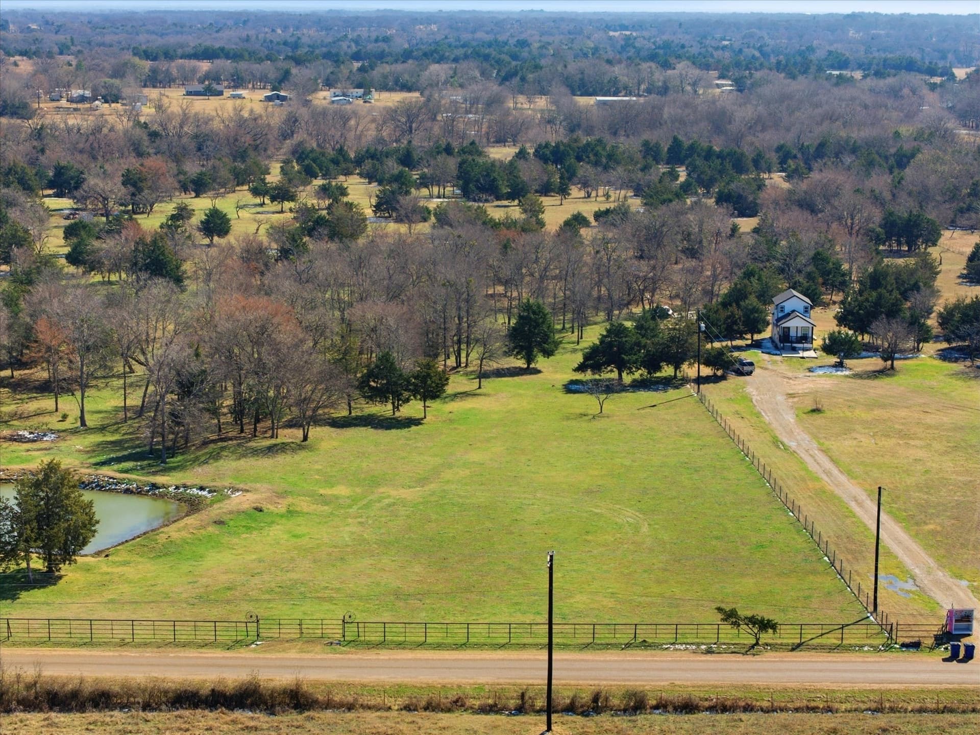 11 acres in Kaufman County gallery image 4