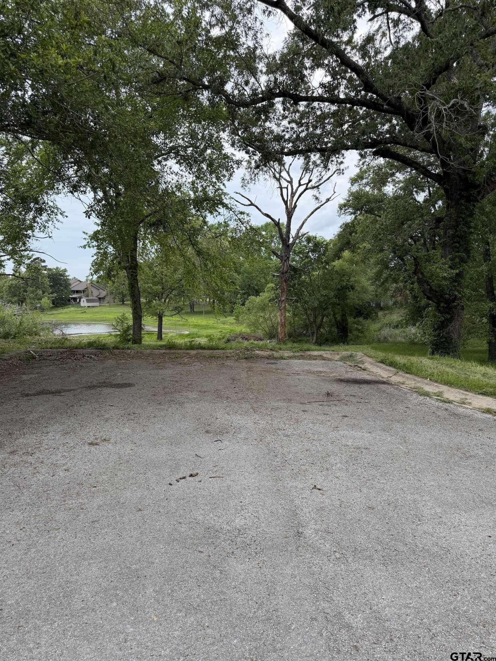 0.8 acres in Smith County - photo 9