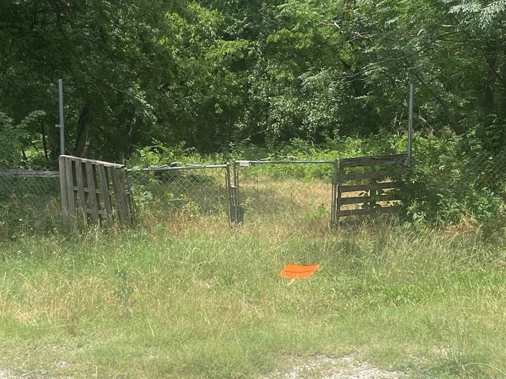 0.23 acres in Dallas County gallery image 2