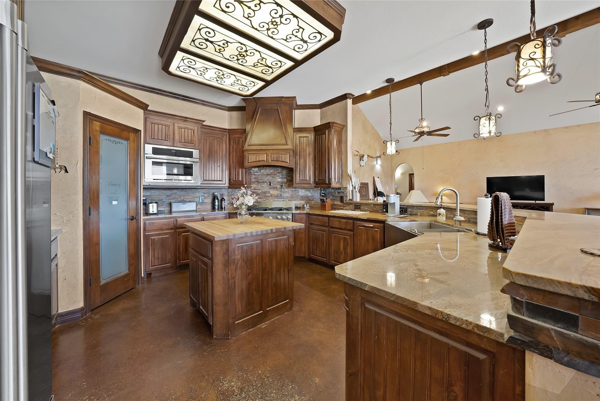 8.62 acres in Ellis County - photo 17
