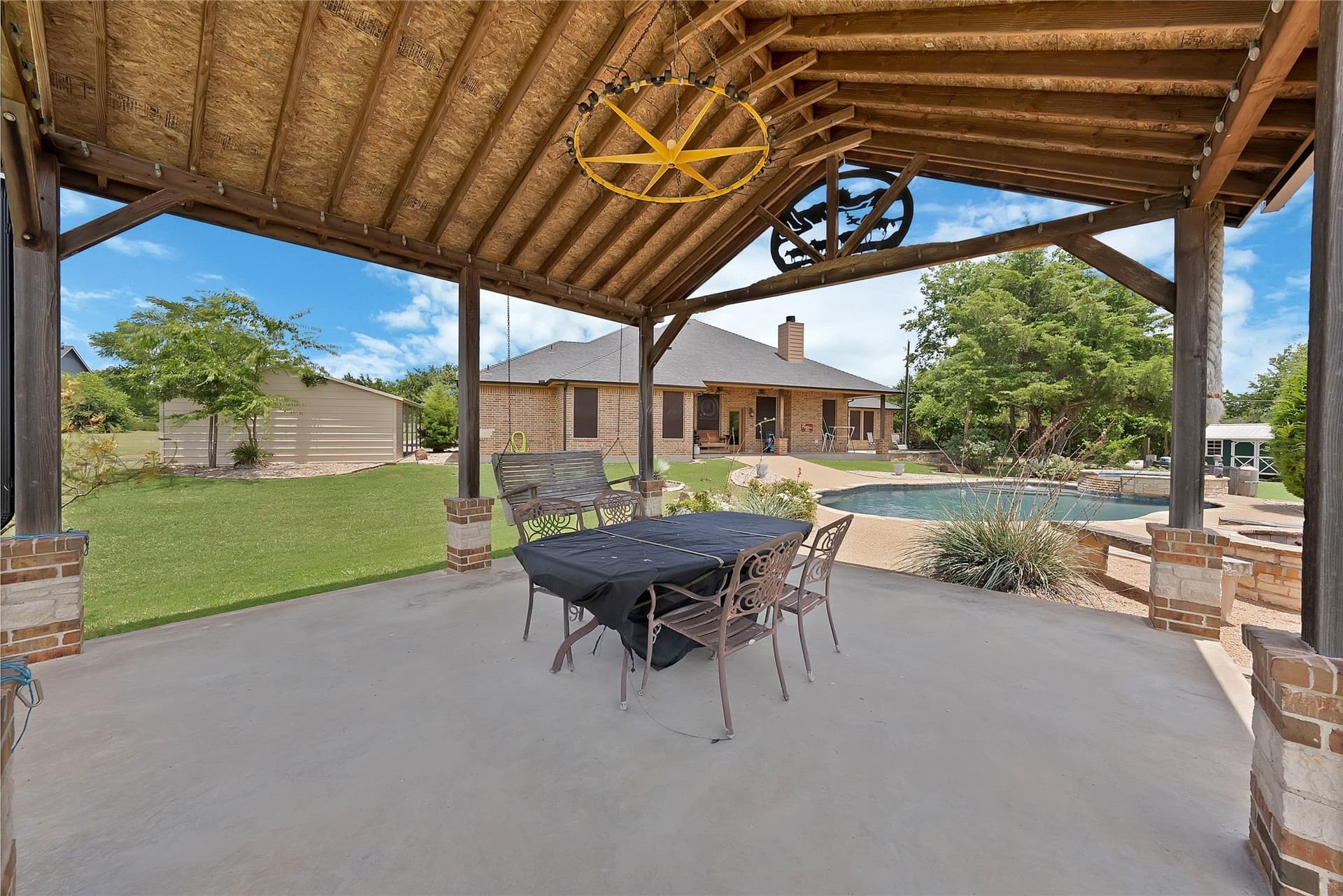 8.62 acres in Ellis County - photo 34