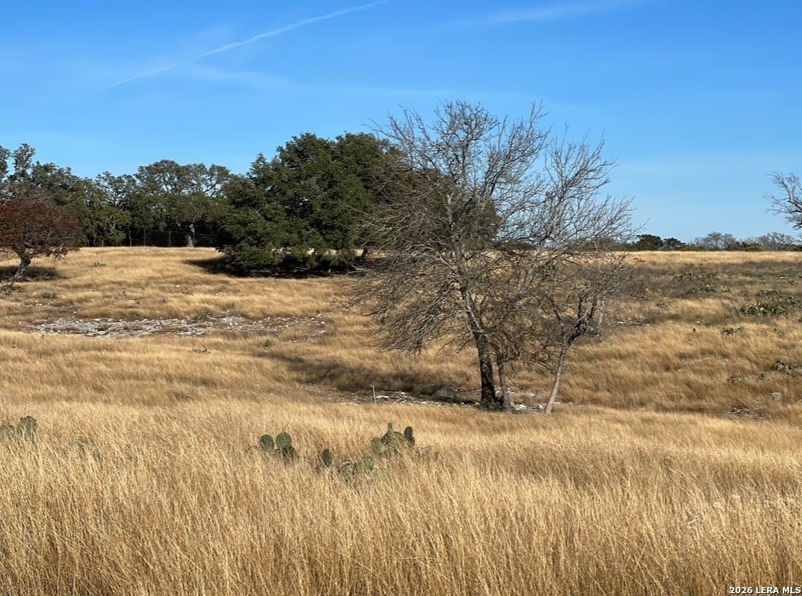 3.14 acres in Kerr County - photo 4