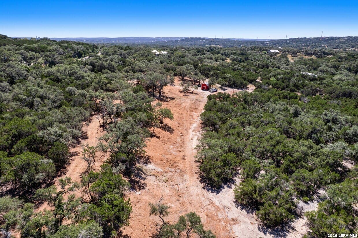 20 acres in Comal County - photo 6