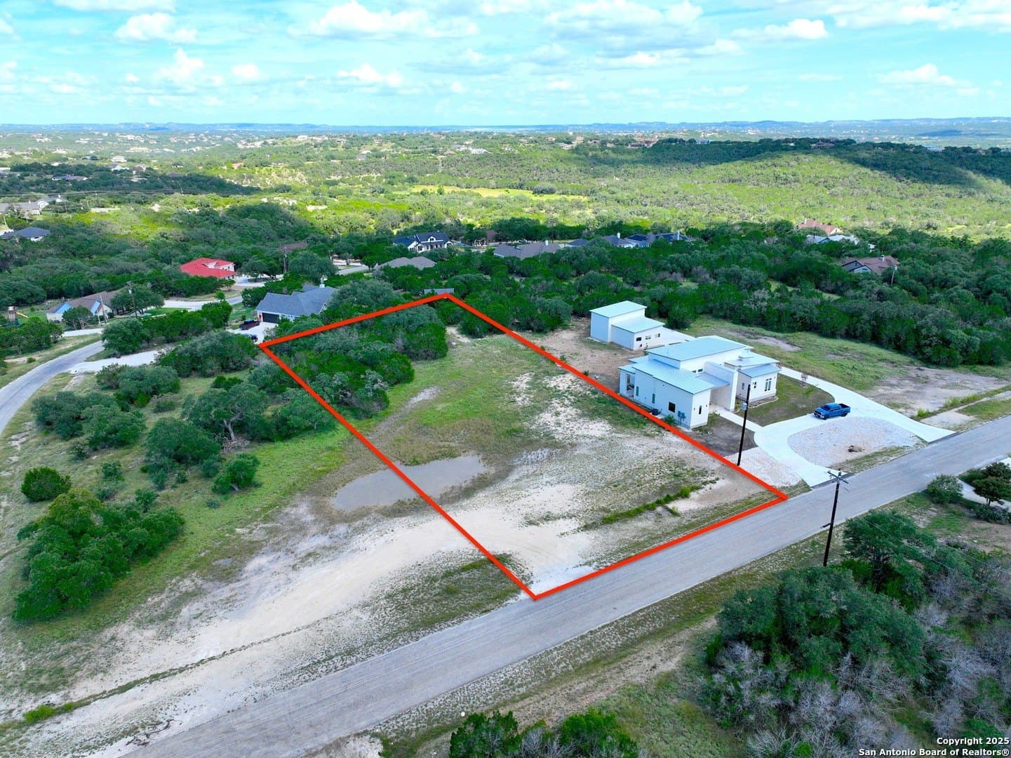 1.02 acres in Comal County gallery image 4
