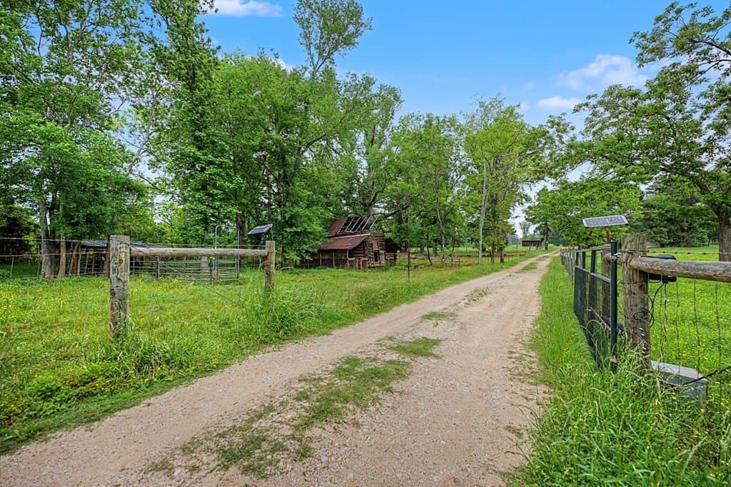 27.69 acres in Texas County - photo 13