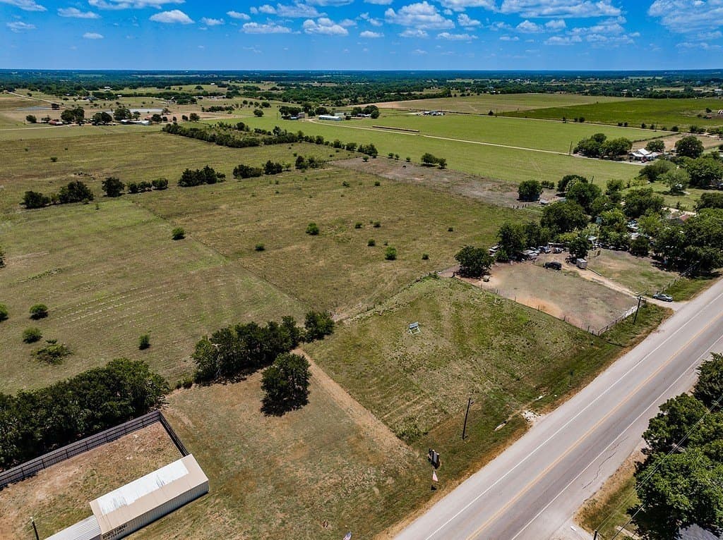 7.42 acres in Fayette County - photo 12