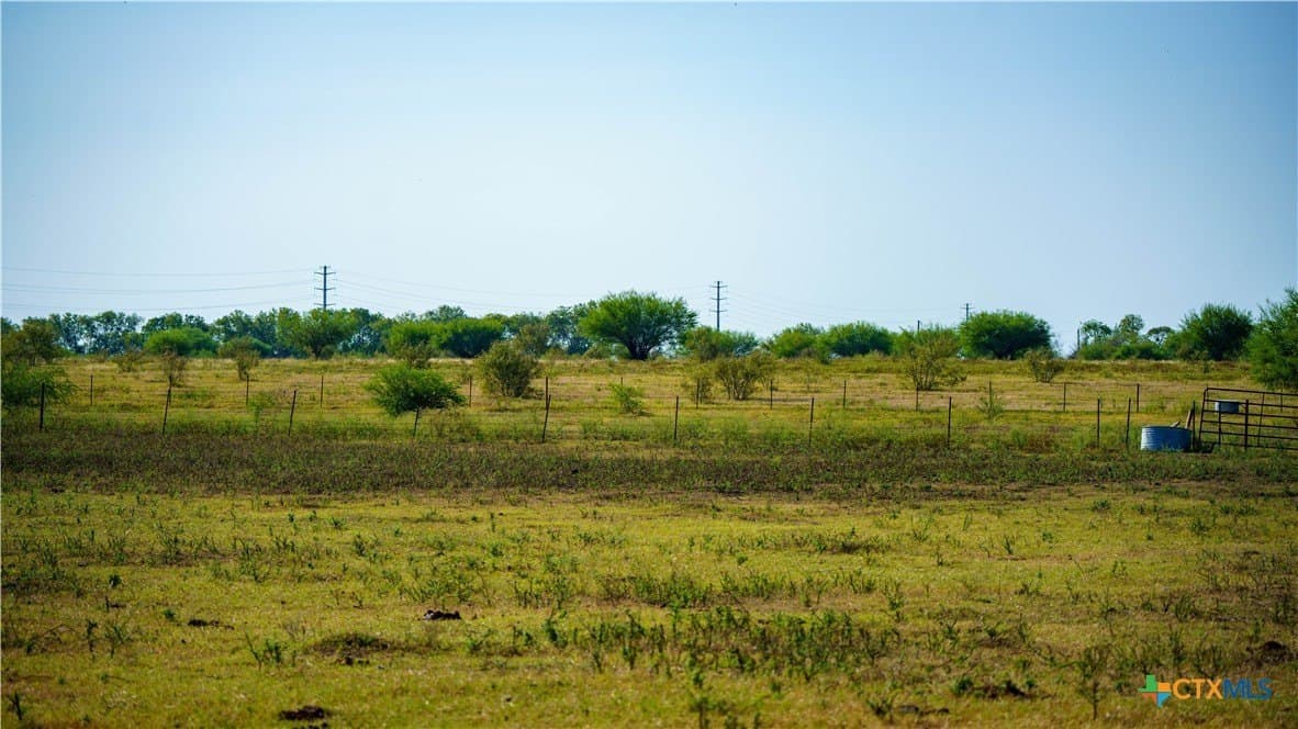 80 acres in Guadalupe County - photo 21