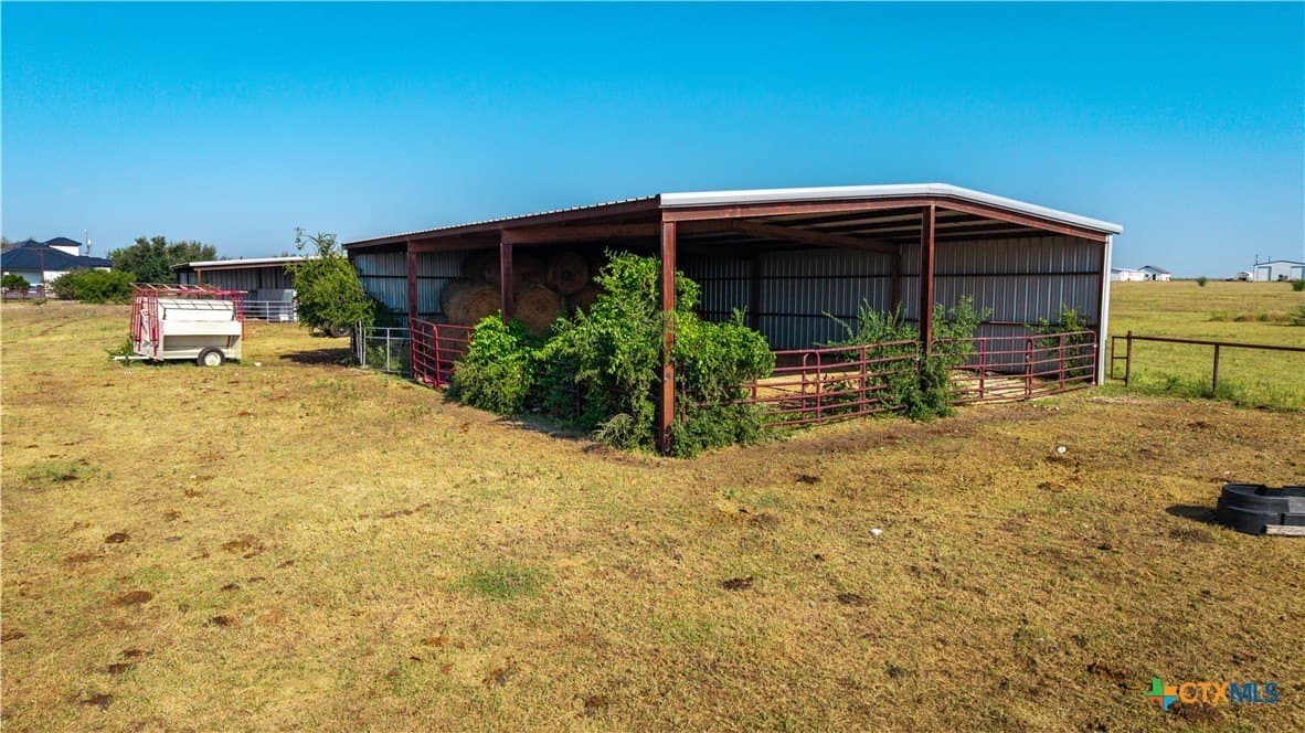 80 acres in Guadalupe County - photo 8
