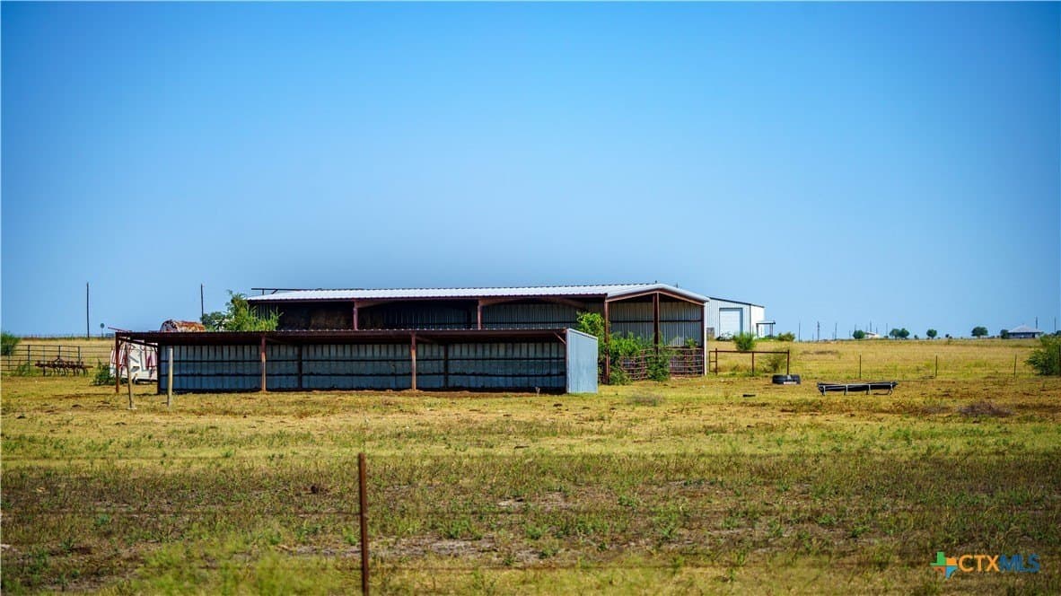 80 acres in Guadalupe County - photo 11